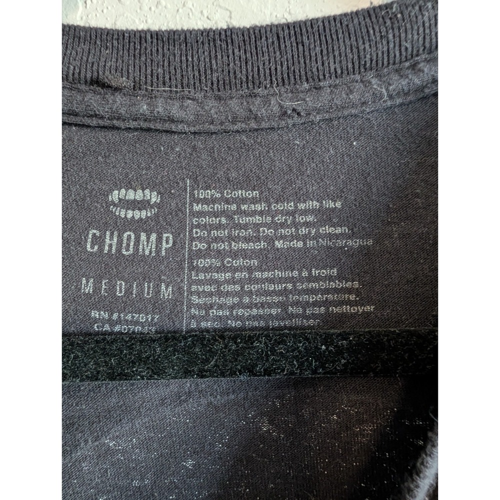 Chomp Brand Flamingo Skull T-Shirt Medium M Black Graphic Crewneck Tee - Picture 4 of 5